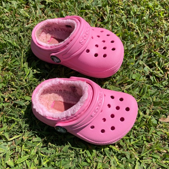 light pink crocs with fur